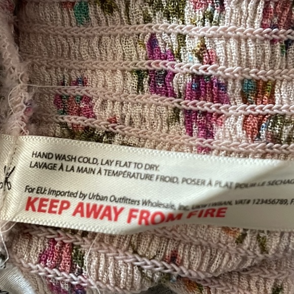 Free People Maia Petal Meadow Ruched Top with removable adjustable straps Sz L - Picture 7 of 15